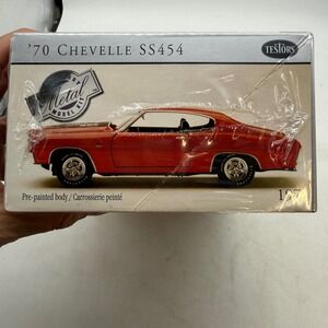 Testors 70 Chevelle SS454 Metal Body Model Kit 1:24 Scale Red 1998 Vtg Sealed